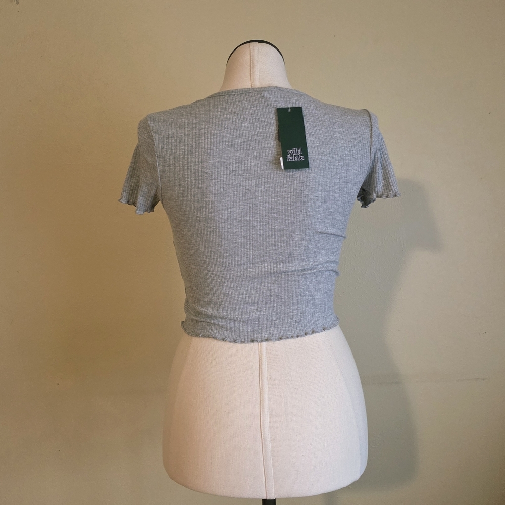 Wild Fable Short Sleeve Cropped Seamed And Ribbed "Baby" T-Shirt Gray Patchwork - Picture 4 of 10